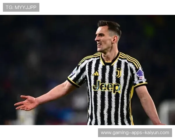 尤文米利克头球后蹭破门又成关键角色的传奇瞬间