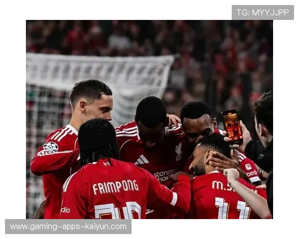 英超利物浦边路穿插连连得分，比赛进入高潮